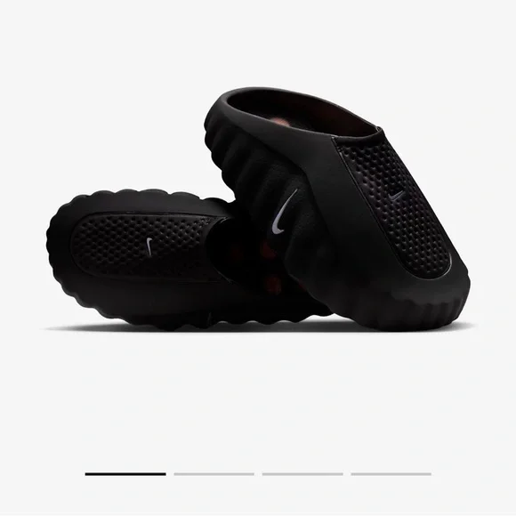 Nike Men's Black Slip-On Athletic Shoes - Picture 1 of 2